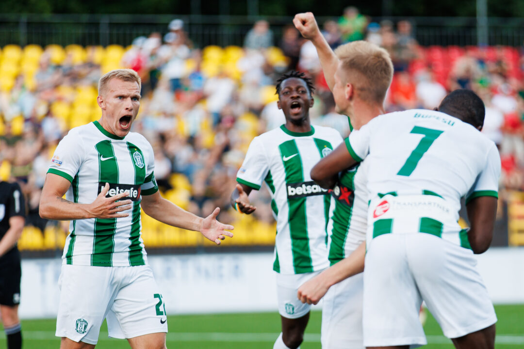 vilniaus zalgirio komandos futbolininkai svencia ivarti