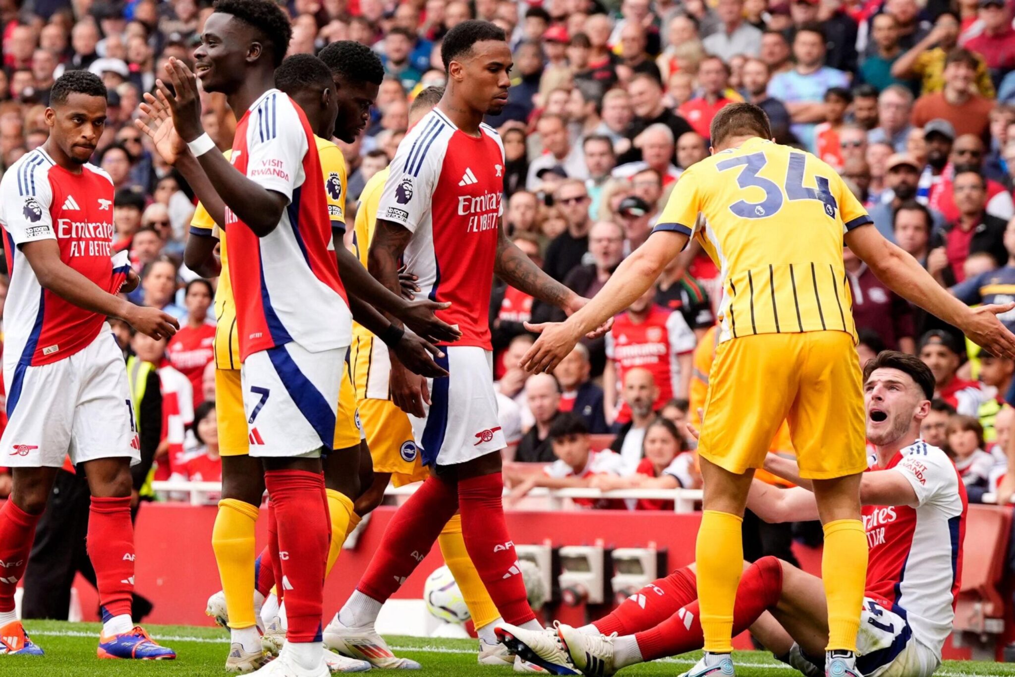 Brighton ir Arsenal komandų konfliktas 